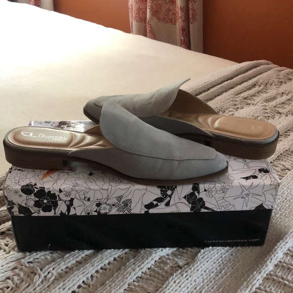 WOMEN'S CL BY LAUNDRY SOFTEST MULES New in Box Size 7.5 - Picture 2 of 5